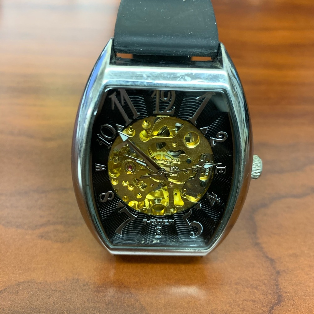 Men’s skeleton mechanical watch T-goer